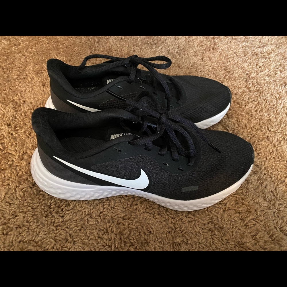 nike running shoes